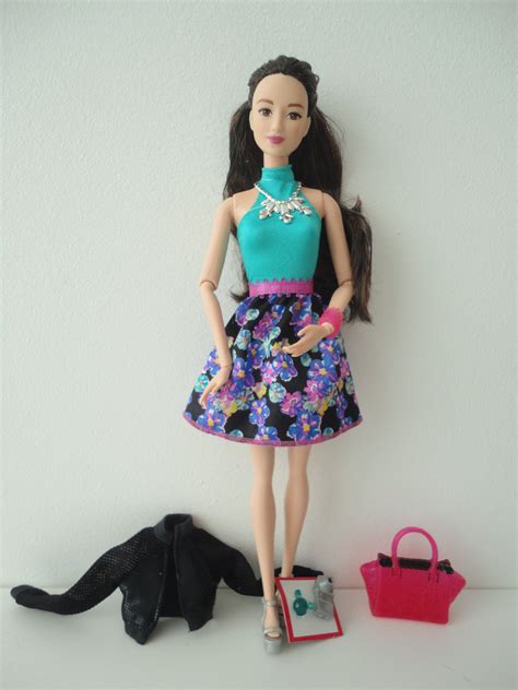 Barbie Style Glam Night Lea Bd2014 Asstcll33 Cll36 Cosas De Barbie
