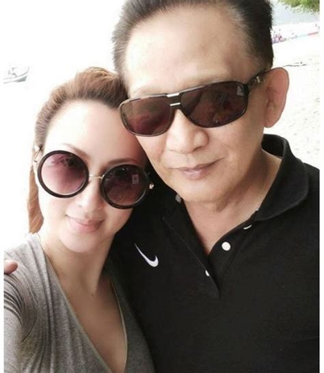 Actress datin maria farida was awarded damages totaling rm400,000 by the high court here today after winning in a defamation suit which she filed against a cosmetics. "Saya Termakan Hasutan Maria Farida" - Anak tiri dakwa ...