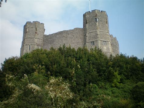Filelewes Castle Keep Wikimedia Commons