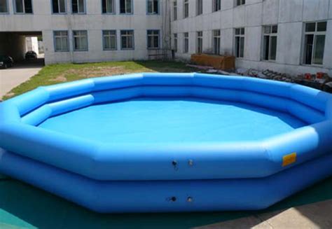 Top 3 Reasons To Get An Inflatable Swimming Pool In Your Garden