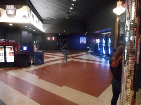 The Riviera Cinema in Farmington Hills | The Riviera Cinema 30170 Grand