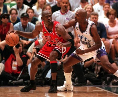 1998 game 6 nba finals. Michael Jordan not at Flash game, fans upset ...