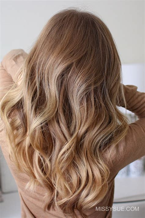 Everyday Loose Wavy Curls Hairstyles Ideas For Long Hair