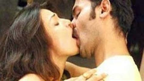 Shocking Tamanna Bhatia Lip Lock Kiss Latest Video Youtube