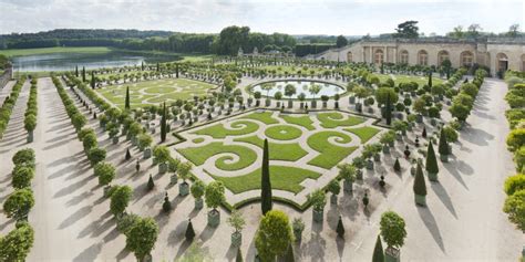 Versailles planter, french planters from l'orangerie of the palace of versailles, planter boxes, large outdoor planters, metal planters, french planters, extra large planters, garden planter boxes. The History of Versailles Citrus Planter Boxes - Eye of ...