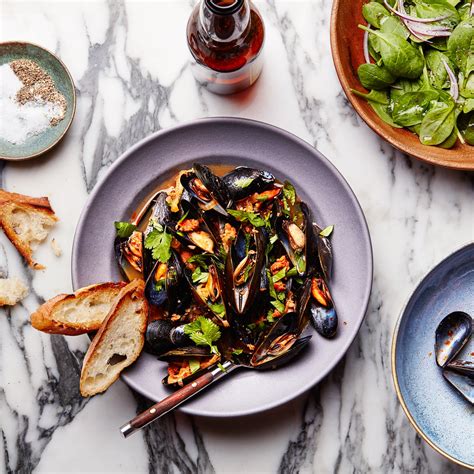 beer steamed mussels with chorizo recipe epicurious