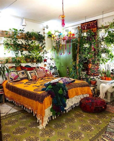 With This Victorian Trend Bedroom That Has A Quirky Take With A Boho