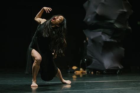 Kaori Ito Danse Contemporaine Photos De Danse Contemporain