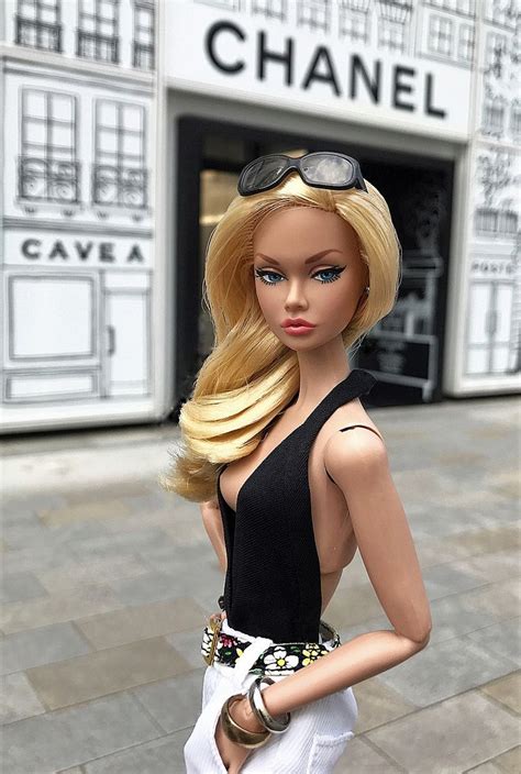 Poppyparker Beautiful Barbie Dolls Barbie Fashion Royalty Barbie
