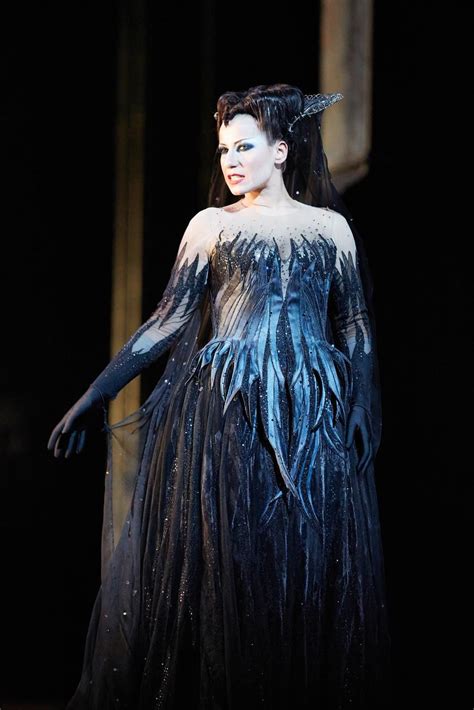 Anna Siminska As The Queen Of The Night © Roh 2015 Photo By Mark