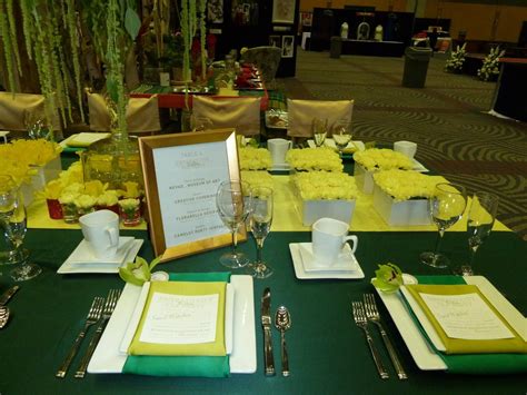 Wizard Of Oz Themed Table Scape Emerald Green And Yellow Table