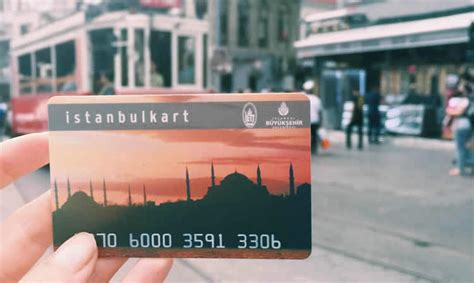 Do taxis take credit cards in Istanbul?