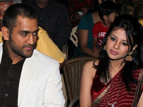 Mahendra Singh Dhoni Hd Wallpapers Images Photos Pictures