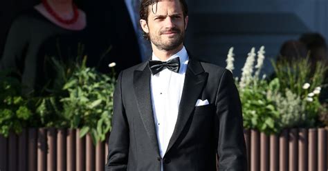 Du solltest mindestens zwei tage ohne medikamente fieberfrei sein, bevor du wieder loslegst. Carl Philip von Schweden: Auch 2014 wieder als Rennfahrer ...