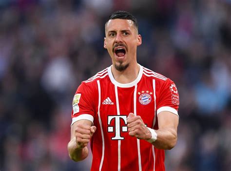 Der quatscht als kommentator soviel, das einen schwindelig wird. Bild zu: Sandro Wagner: Werde als Trainer besser als als ...