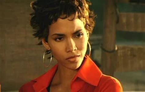 Halle Berry S Sexiest On Screen Moments From Spied On Sex To Stripping Topless Daily Star