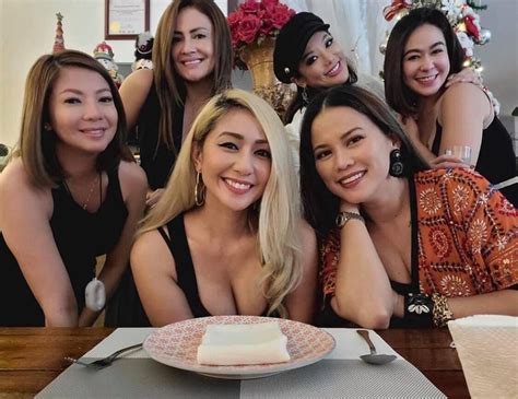 The Viva Hot Babes Dancing Sayaw Kikay On Tiktok ~ Wazzup Pilipinas News And Events