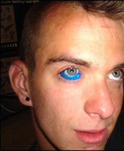 bizarre and shocking eyeball tattoos 30 photos klyker