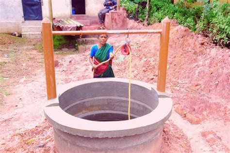 Karnataka 60 Yr Old Woman Digs Wells For Villagers In Parched Village