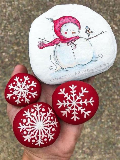 50 Beautiful Diy Christmas Painted Rocks Design Christmas Rock Rock