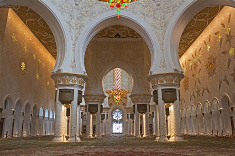 Visiting The Sheikh Zayed Grand Mosque In Abu Dhabi