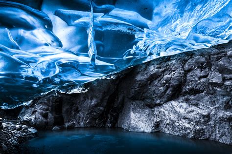 Photos Icelands Incredible Ice Caves