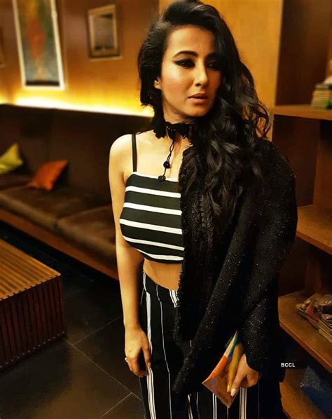 Alluring Pictures Of Monami Ghosh Prove That She Is A True Fashionista Pics Alluring Pictures