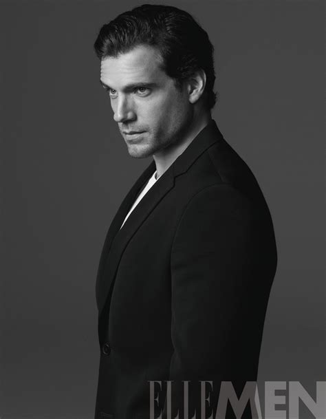 Submitted 1 day ago by morriganloa. Henry Cavill en Elle Men - No Es País Para Cinéfilos