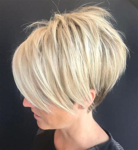 Pixie Haircuts With Bangs 50 Terrific Tapers In 2020 Short Bob