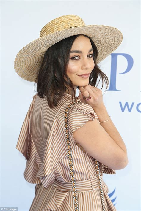 Vanessa Hudgens Shows Off Figure In Bathing Suit In Miami Daily Mail Online