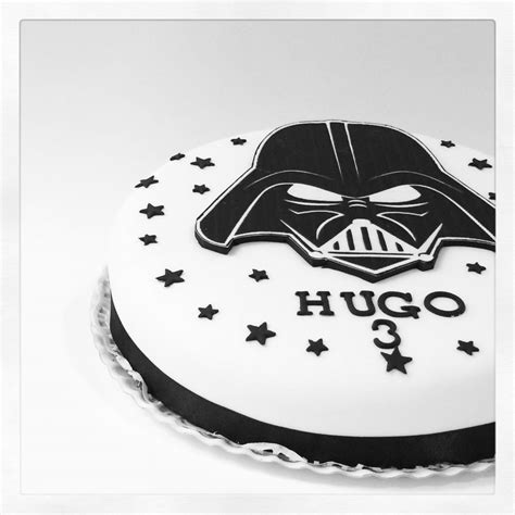 Darth Vader Cake By Lores Bakery Queques Bolo Star Wars Bolos De