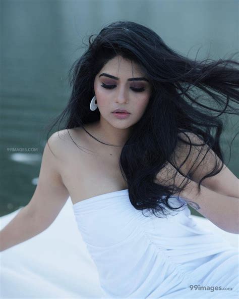 Megha Shetty Beautiful Hd Photos Mobile Wallpapers Hd Android