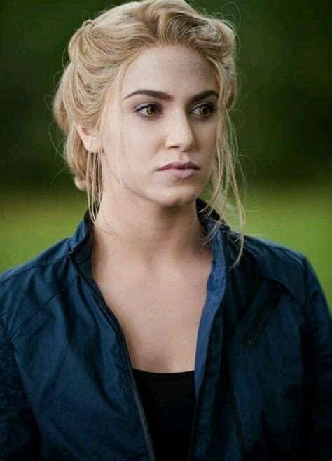 Artistas Famosos Y Adorables Rosalie Cullen Rosalie Twilight Rosalie Hale