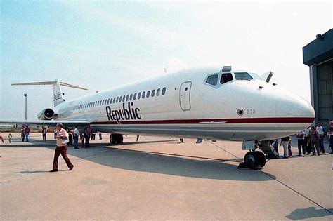 Republic Airlines Md 80 Republic Airlines Vintage Airline Ads