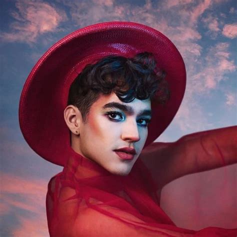 Glamorous le chanteur Miss Benny sera la vedette de la nouvelle série dramatique LGBTQ de