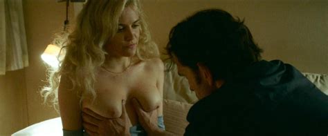 Riley Keough Nude Explicit Sex Scenes Scandal Planet The Best