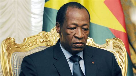 Burkina Faso Le Président Compaoré Annule Létat De Siège Et S