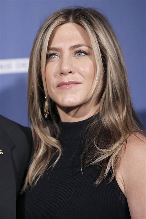 Jennifer Aniston photo gallery - high quality pics of Jennifer Aniston