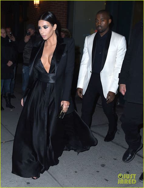 Kim Kardashian Flaunts Cleavage At Dinner With Kanye West Photo 3275521 Kanye West Kim