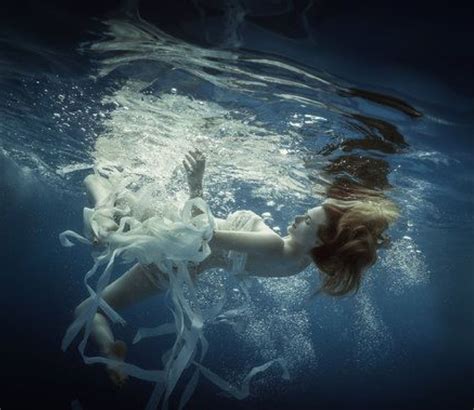 Pin By Kiselv Band On Dmitry Laudin Drawings Of Friends Underwater