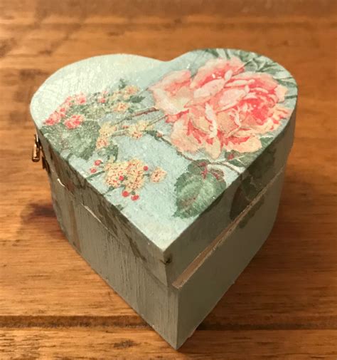 Small Heart Trinket Box By Kadgey Trinket Boxes Decorative Boxes