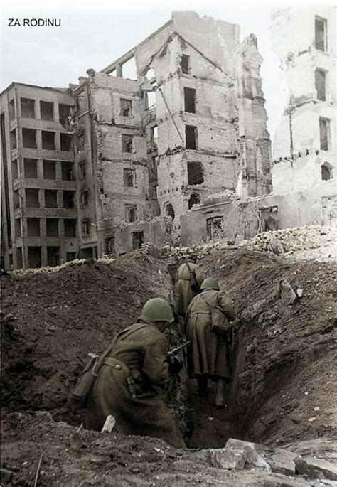 Soviet Soldiers Fighting In Stalingrad 1942 Recolored Usi Flickr