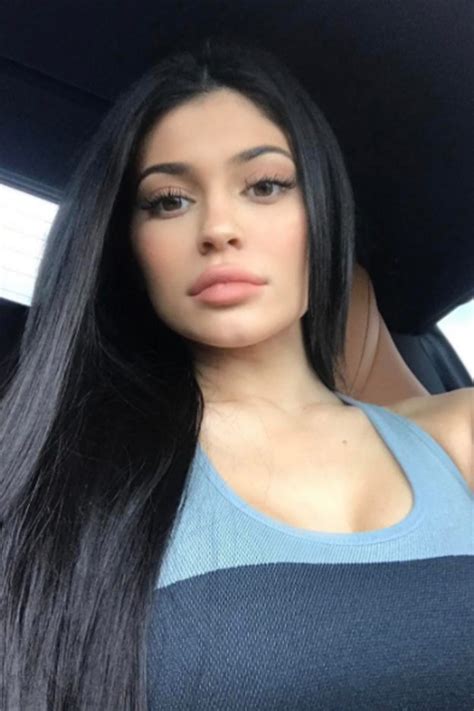 24 484 344 tykkäystä · 345 588 puhuu tästä. Kylie Jenner shocks fans after sharing smoking picture on ...