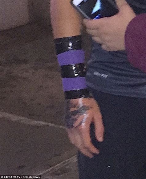 What time is it, liam payne? Liam Payne debuts TWO new tattoos with One Direction in ...
