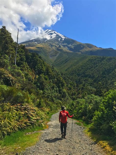 Hiking Matters 526 Climbing Mt Taranaki New Zealand