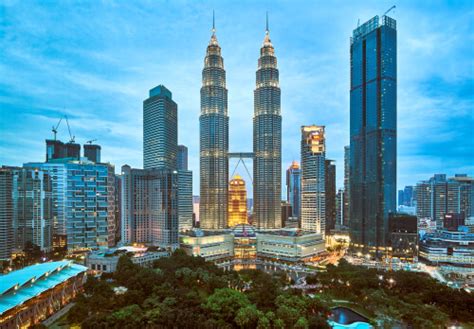 Sometimes referred to as on asia's tiger economies, as of a 2013 census it had a population of 29.7 million people. Malaysia Facts for Kids | Geography | Food | People | Malaysia