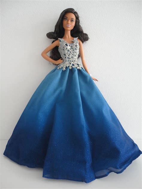 Barbie Hol 2016 Aa Dgx99 Barbie Holiday Barbie Dolls Barbie Collector