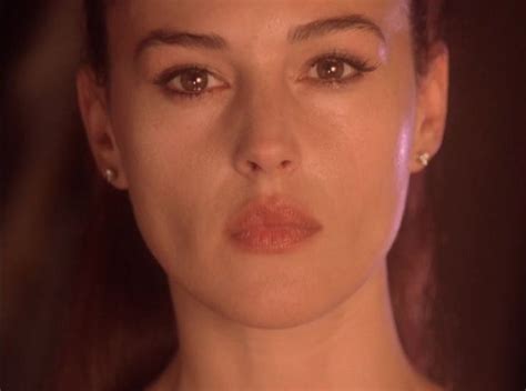 monica bellucci fan page on instagram “ under suspicion film 1999” looks mulheres