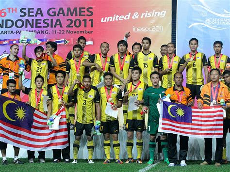 Dengan tambahan satu medali emas ini, thailand kian. Juara Sepak Bola Sea Games Malaysia - Joonka