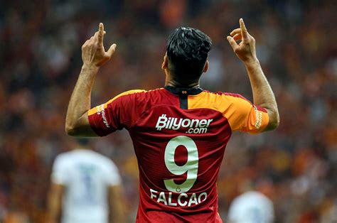 Galatasaray ilgili son dakika transfer haberlerini, son daki̇ka gelişmelerini, galatasaray'ın fikstürü ve puan durumunu öğrenmek için fotomaç galatasaray sayfasını ziyaret edin. Galatasaray'da Sakat Futbolcuların Son Durumu | NTVSpor.net